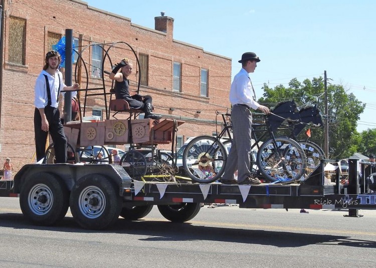 Legacy of the Plains Museum's steampunk parade float. Photograph taken by Rick Myers.